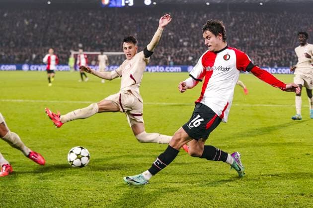 ROTTERDAM, 6-11-2024, Stadium Feijenoord de Kuip, Champions League, 2024 2025, Feyenoord - Red Bull Salzburg, Feyenoord player Hugo Bueno Feyenoord - RB Salzburg  x26683915x Copyright: