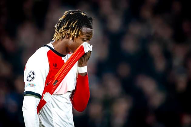 Referee Aleksandr Radius gives Feyenoord Rotterdam midfielder Chris Kevin Nadje a red card, during the match Feyenoord Salzburg at the Feyenoord stadium De Kuip for the UEFA Champions League League phase Matchday 4 season 2024 2025 in ROTTERDAM, Netherlands on 6 november 2024, photo by Marcel van Dorst EYE4images DeFodi Images not used in POL SRB CRO FRA GBR NED ITA USA Defodi 746 198510 Defodi-746 not used in POL SRB CRO FRA GBR NED ITA USA