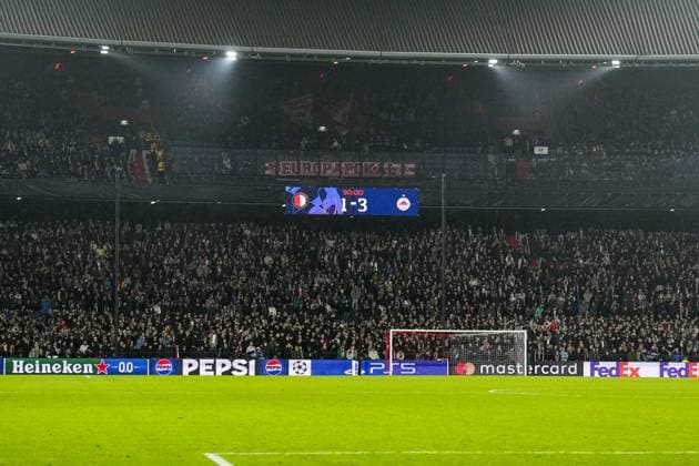 UEFA Champions League: Feyenoord v FC Red Bull Salzburg Rotterdam - The score during the fourth round of the new format of The Champions League 2024 2025. The match is set between Feyenoord and FC Red Bull Salzburg at Stadion Feijenoord De Kuip on 6 November 2024 in Rotterdam, The Netherlands. Copyright: xYannickxVerhoevenx