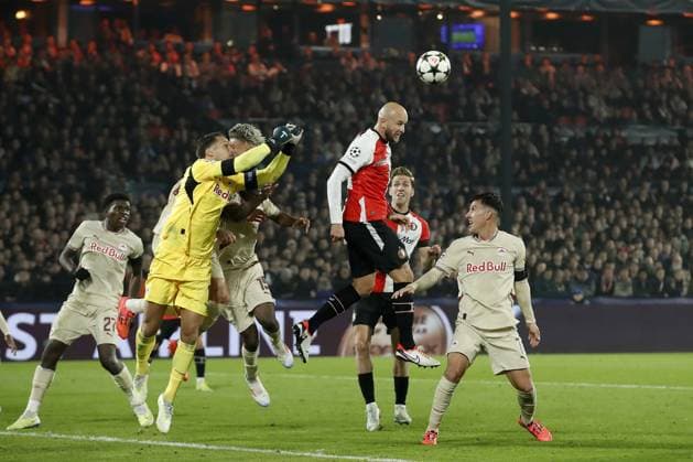 ROTTERDAM - (l-r) Lucas Gourna-Douath of FC RB Salzburg, FC RB Salzburg goalkeeper Janis Blaswich, Kamil Piatkowski of FC RB Salzburg, Gernot Trauner of Feyenoord, Gijs Smal of Feyenoord, Nicolas Capaldo of FC RB Salzburg during the UEFA Champions League match between Feyenoord Rotterdam and FC RB Salzburg at Feyenoord Stadium de Kuip on Nov. 6, 2024 in Rotterdam, Netherlands. ANP Hollandse Hoogte BART STOUTJESDIJK UEFA Champions League 2024 25 League Phase MD4 2024 25 xVIxANPxSportx xBartxStoutjesdijkxIVx 512854749 originalFilename: 512854749.jpg