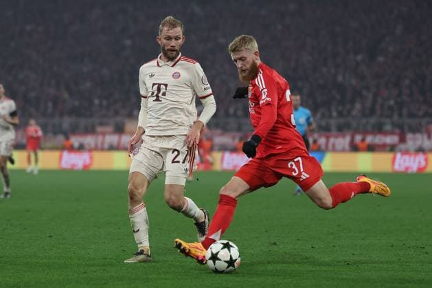 Munich, Alianz Arena UEFA Champions League 2024 25 am 6 11 2024 Matchday 4 FC Bayern München SL Benfica v l , Konrad Laimer FC Bayern München , Jan Niklas Beste S L Benfica , Zweikampf, Action, Aktion, Battles for the Ball DFL DFB REGULATIONS PROHIBIT ANY USE OF PHOTOGRAPHS as IMAGE SEQUENCES and or QUASI VIDEO Copyright: JoaquimxFerreira