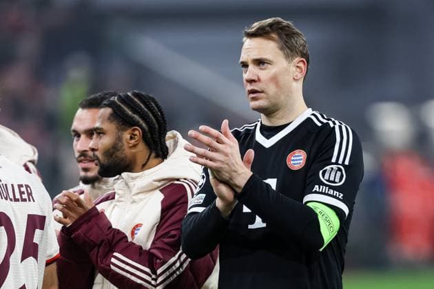 Final score 1 0 for Bayern Muenchen Bayern beat Benfica Lisbon at home Manuel Neuer celebrates FC Bayern Muenchen, 01 , Serge Gnabry FC Bayern Muenchen, 07 GER, FC Bayern Muenchen vs SL Benfica Lisbon, Football, Champions League, Matchday 4, Matchday 2024 2025, 06 11 2024 DFB DFL REGULATIONS PROHIBIT ANY USE OF PHOTOGRAPHS AS IMAGE SEQUENCES AND OR QUASI VIDEO GER, FC Bayern Muenchen vs SL Benfica Lisbon, Football, Champions League, Matchday 4, Matchday 2024 2025, 06 11 2024 Muenchen Copyright: xEibner-Pressefoto RogerxBuerkex EP_RBE
