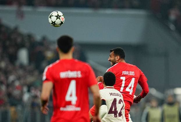 Champions League Round 4: Bayern Munich versus Benfica November 06 2024: Vangelis Pavlidis of Benfica heads during a Champions League Round 4 game, Bayern Munich versus Benfica, at Allianz Areana, Munich, Germany. Ulrik Pedersen CSM (Credit Image: Â Ulrik Pedersen Cal Media) Munich Germany EDITORIAL USE ONLY Copyright: xx ZUMA-20241106_zma_c04_060.jpg UlrikxPedersenx csmphotothree315245