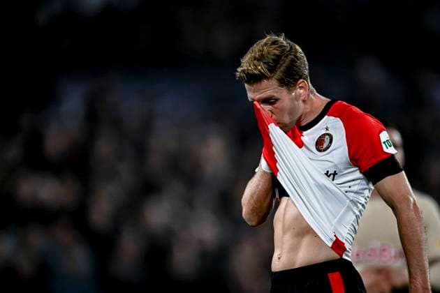 Feyenoord Rotterdam defender Gijs Smal, during the match Feyenoord Salzburg at the Feyenoord stadium De Kuip for the UEFA Champions League phase Matchday 4 season 2024 2025 in ROTTERDAM, Netherlands on 6 november 2024, photo by Stefan Koops EYE4images DeFodi Images not used in POL SRB CRO FRA GBR NED ITA USA Defodi 746 198581 Defodi-746 not used in POL SRB CRO FRA GBR NED ITA USA