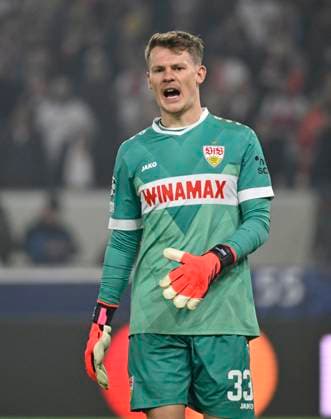 Goalkeeper Alexander Nuebel VfB Stuttgart 33 Gesture Gesture Champions League VfB Stuttgart vs Atalanta BC Bergamo 05 11 2024 DFL REGULATIONS PROHIBIT ANY USE OF PHOTOGRAPHS AS IMAGE SEQUENCES AND OR QUASI VIDEO Champions League VfB Stuttgart vs Atalanta BC Bergamo
