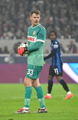 Goalkeeper Alexander Nuebel VfB Stuttgart 33 Action Champions League VfB Stuttgart vs Atalanta BC Bergamo 05 11 2024 DFL REGULATIONS PROHIBIT ANY USE OF PHOTOGRAPHS AS IMAGE SEQUENCES AND OR QUASI VIDEO Champions League VfB Stuttgart vs Atalanta BC Bergamo