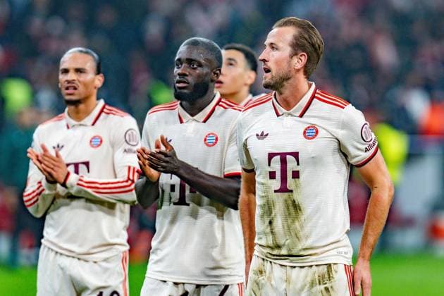 06 11 2024, FC Bayern München vs Benfica Lisbon, UEFA Champions League, Matchday 4 Leroy Sane FC Bayern Muenchen, 10 Dayot Upamecano FC Bayern Muenchen, 2 Harry Kane FC Bayern Muenchen, 9 Copyright: xBahhoxKarax