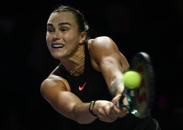 WTA, Tennis Damen Finals 2024 - Day 5 RIYADH, SAUDI ARABIA - NOVEMBER 06: Aryna Sabalenka of Belarus during her match against Elena Rybakina of Kazakhstan, on Day 5 of the 2024 WTA Finals, part of the Hologic WTA Tour, held at King Saud University Indoor Arena on November 06, 2024, in Riyadh, Saudi Arabia. Riyadh Saudi Arabia  Copyright: xArturxWidakx originalFilename:widak-wtafinal241106_npz7w.jpg