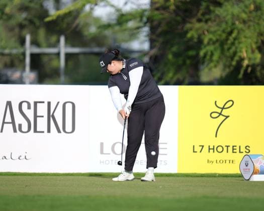 November 6, 2024: Angel Yin hits her drive on the 14th hole during the first round of the 2024 Lotte Championship presented by Hoakalei at Hoakalei Country Club in Ewa Beach, Hawaii. CSM Ewa Beach USA - ZUMAc04_ 20241106_zma_c04_215 Copyright: xGlennxYozax