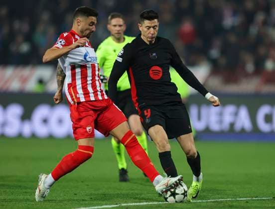 Crvena Zvezda v FC Barcelona, Barca - UEFA Champions League Cherif Ndiaye (R) of Barcelona in action against Rade Krunic (L) of Crvena Zvezda during the UEFA Champions League match Season 2024 2025 match between Crvena Zvezda and FC Barcelona at stadium Rajko Mitic on November 06, 2024 in Belgrade, Serbia. Beograd Serbia Copyright: xSrdjanxStevanovicx x