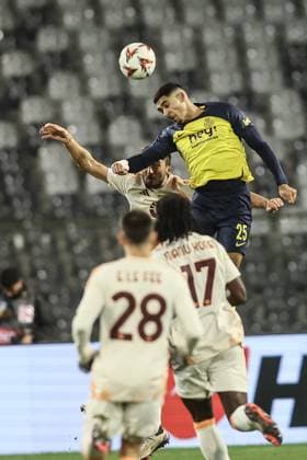 Union s Anan Khalaili pictured in action during a soccer game between Belgian Royale Union Saint-Gilloise and Italian club AS Roma in Brussels, on Thursday 07 November 2024, on day 4 8 of the League phase of the UEFA Europa League tournament. BRUNOxFAHY  x104824895x