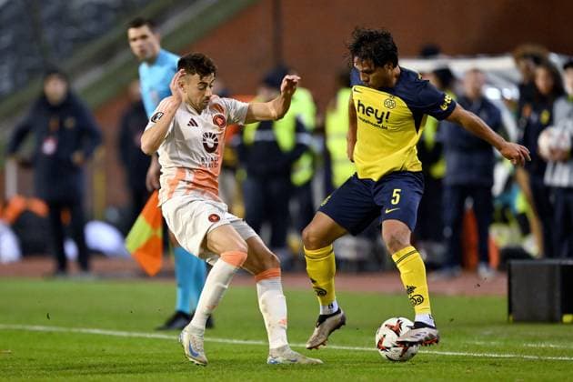 BRUSSELS - (l-r) Stephan El Shaarawy of AS Roma, Kevin MacAllister of Royale Union Saint-Gilloise during the UEFA Europa League match between R. Union Saint-Gilles and AS Roma at the King Baudouin Stadium on Nov. 7, 2024 in Brussels, Belgium. ANP Hollandse Hoogte UEFA Europa League match day 4 2024 25 xVIxANPxSportx xGerritxvanxKeulenxIVx 512911160 originalFilename: 512911160.jpg