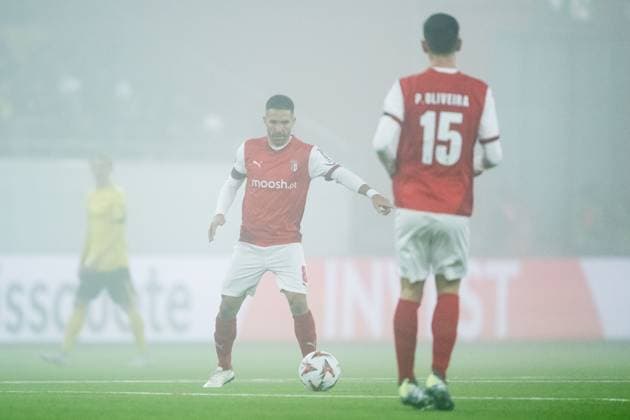 241107 Joao Moutinho of Braga during the Europa League match between Elfsborg and Braga on November 7, 2024 in Boras Photo Jörgen Jarnberger BILDBYRAN COP 112 JJ0415 fotboll football soccer fotball uefa europa league europa league elfsborg braga bbeng  Copyright: JÖRGENxJARNBERGER BB241107JJ028