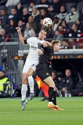 07 11 2024, xovx, Football UEFA Europa League, Eintracht Frankfurt Slavia Prague v l Header duel between Arthur Theate Eintracht Frankfurt and Ondrej Zmrzly Slavia Prague DFL DFB REGULATIONS PROHIBIT ANY USE OF PHOTOGRAPHS as IMAGE SEQUENCES and or QUASI VIDEO emspor Frankfurt am Main