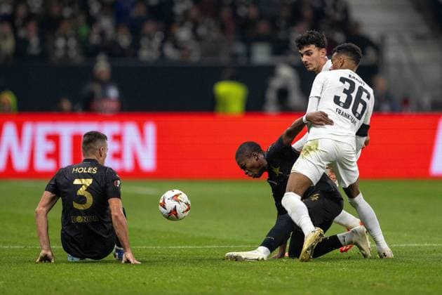 Simion Michez Slavia Prague Ansgar Knauff Eintracht Frankfurt battle for the ball during the UEFA Europa League 2024 25 League Phase MD4 match between Eintracht Frankfurt v SK Slavia Praha at Deutsche Bank Park on November 7, 2024 in Frankfurt am Main, Germany not used in POL SRB CRO FRA GBR NED ITA USA Defodi 747 747 20241107 EFSlPr 000000076 Defodi-747 not used in POL SRB CRO FRA GBR NED ITA USA