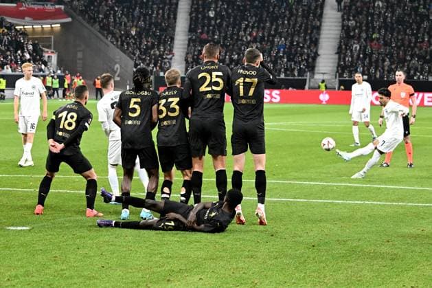 07 11 2024, xsltx, Football UEFA Europa League, Eintracht Frankfurt Slavia Prague emspor, v l Omar Marmoush Eintracht Frankfurt erzielt das Tor zum scores the goal 1 0 DFL DFB REGULATIONS PROHIBIT ANY USE OF PHOTOGRAPHS as IMAGE SEQUENCES and or QUASI VIDEO Frankfurt am Main