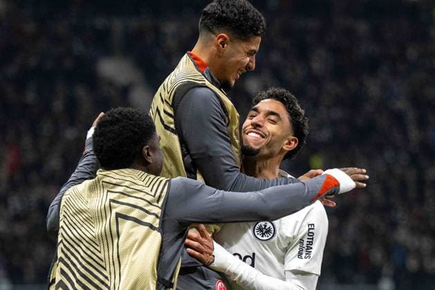 Omar Marmoush Eintracht Frankfurt celebrates after scoring his team s first goal with teammates during the UEFA Europa League 2024 25 League Phase MD4 match between Eintracht Frankfurt v SK Slavia Praha at Deutsche Bank Park on November 7, 2024 in Frankfurt am Main, Germany not used in POL SRB CRO FRA GBR NED ITA USA Defodi 747 747 20241107 EFSlPr 000000088 Defodi-747 not used in POL SRB CRO FRA GBR NED ITA USA