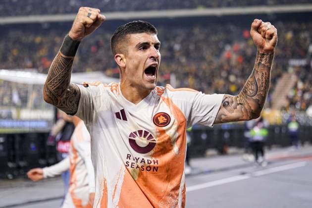 2024-11-07 R. Union Saint-Gilloise v AS Roma - UEFA Europa League 2024 25 League Phase MD4 BRUSSELS, BELGIUM - NOVEMBER 7: Gianluca Mancini of AS Roma celebrates the goal during the UEFA Europa League 2024 25 League Phase MD4 match between R. Union Saint-Gilloise and AS Roma at King Baudouin Stadium on November 7, 2024 in Brussels, Belgium. (Photo by Joris Verwijst BSR Agency) Brussels Belgium Content not available for redistribution in The Netherlands directly or indirectly through any third parties. Copyright: xBSRxAgencyx