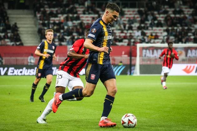 November 7, 2024, Nice, France, France: Alec VAN HOORENBEECK of FC Twente during the UEFA Europa League, League Phase MD4 match between OGC Nice and FC Twente at Allianz Riviera Stadium on November 07, 2024 in Nice, France. Nice France - ZUMAm308 20241107_zsp_m308_005 Copyright: xMatthieuxMirvillex