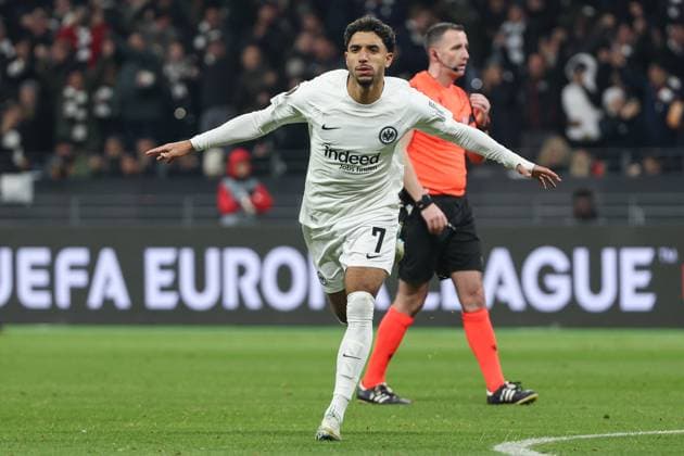 UEFA Europa League Eintracht Frankfurt SK Slavia Prague on 07 11 2024 at Deutsche Bank Park in Frankfurt Cheering, goal celebration, goal scorer, goal scorer Omar Marmoush Frankfurt 7 cheers after his goal to make it 1 - 0 MH