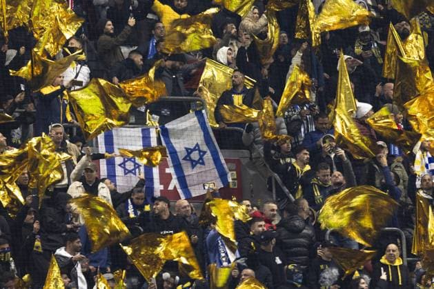 AMSTERDAM - Maccabi Tel-Aviv supporters during the UEFA Europa League match between AFC Ajax Amsterdam and Maccabi Tel-Aviv at the Johan Cruijff ArenA on Nov. 7, 2024 in Amsterdam, Netherlands. ANP ROBIN VAN LONKHUIJSEN UEFA Europa League 2024 25 League Phase MD4 2024 25 xVIxANPxSportx xxANPxIVx 512917923 originalFilename: 512917923.jpg