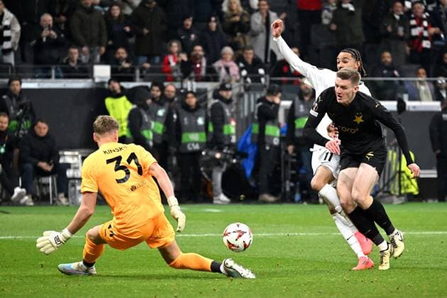 Soccer UEFA Europa League Matchday 4 Eintracht Frankfurt Rigas FS on 24 10 2024 at Deutsche Bank Park in Frankfurt Hugo Ekitike Frankfurt fails against Antonin Kinsky Prague xJKx