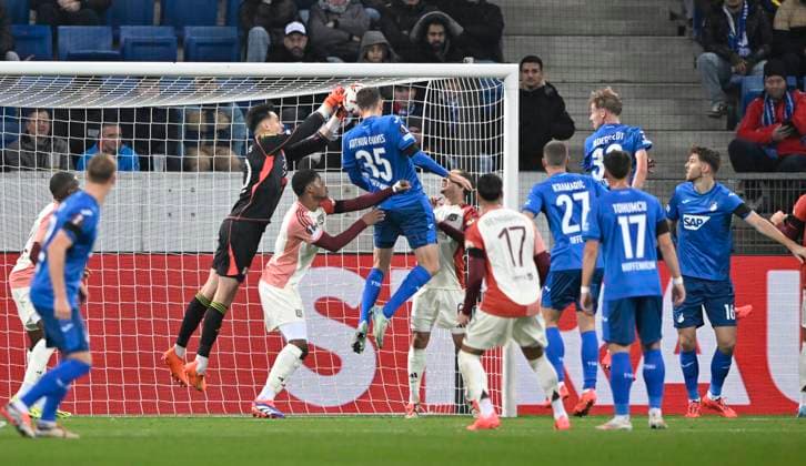 Penalty area scene, goal area scene Goalkeeper Remy Descamps Olympique Lyon Lyonnais OL 40 vs Goalkeeper Remy Descamps Olympique Lyon Lyonnais OL 40 Action TSG 1899 Hoffenheim vs Olympique Lyonnais Lyon 07 11 2024 DFL REGULATIONS PROHIBIT ANY USE OF PHOTOGRAPHS AS IMAGE SEQUENCES AND OR QUASI VIDEO TSG 1899 Hoffenheim vs Olympique Lyonnais Lyon