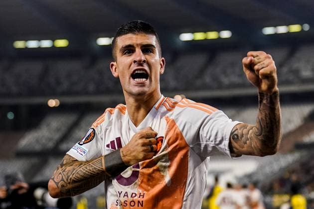 BRUSSELS, BELGIUM - NOVEMBER 7: Gianluca Mancini of AS Roma celebrates after scoring his team s first goal during the UEFA Europa League 2024 25 League Phase MD4 match between R. Union Saint-Gilloise and AS Roma at King Baudouin Stadium on November 7, 2024 in Brussels, Belgium. (Photo by Rene Nijhuis) SPO  Copyright: xRenexNijhuis