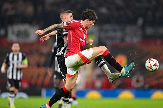 Old Trafford MANCHESTER, ENGLAND - NOVEMBER 07: Victor Lindelöf of Manchester United, ManU in action during the UEFA Europa League 2024 25 League Phase MD4 match between Manchester United and PAOK FC at Old Trafford on November 07, 2024 in Manchester, England. (Richard Callis SPP) Copyright: xRichardxCallisx xSPPx spp-en-RiCa-RC4_RIC_ManchesterUtd._Paok_07Nov2024_EN147