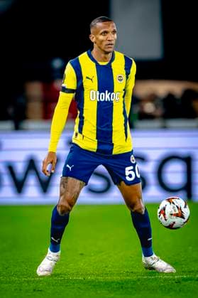 Fenerbahce defender Rodrigo Becao, during the match AZ Fenerbahce at the AFAS stadium for the UEFA Europa League League phase Matchday 4 season 2024 2025 in ALKMAAR, Netherlands on 7 november 2024, photo by Marcel van Dorst EYE4images DeFodi Images not used in POL SRB CRO FRA GBR NED ITA USA Defodi 746 198970 Defodi-746 not used in POL SRB CRO FRA GBR NED ITA USA