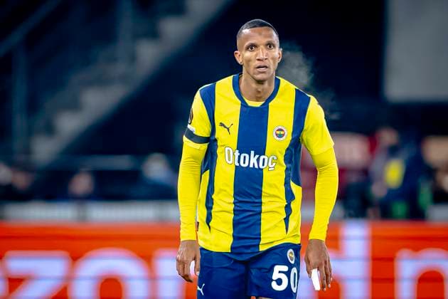 Fenerbahce defender Rodrigo Becao, during the match AZ Fenerbahce at the AFAS stadium for the UEFA Europa League League phase Matchday 4 season 2024 2025 in ALKMAAR, Netherlands on 7 november 2024, photo by Marcel van Dorst EYE4images DeFodi Images not used in POL SRB CRO FRA GBR NED ITA USA Defodi 746 198976 Defodi-746 not used in POL SRB CRO FRA GBR NED ITA USA