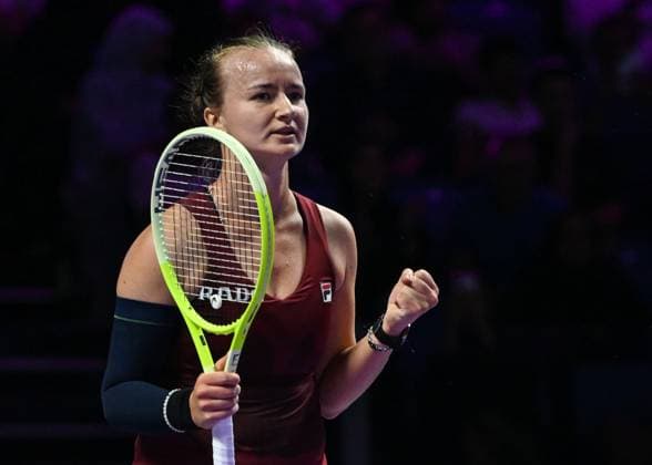 WTA, Tennis Damen Finals 2024 - Day 6 RIYADH, SAUDI ARABIA - NOVEMBER 07: Barbora Krejcikova of Czech Republic celebrates after winning her match against Coco Gauff of USA, on Day 6 of the 2024 WTA Finals, part of the Hologic WTA Tour, held at King Saud University Indoor Arena on November 07, 2024, in Riyadh, Saudi Arabia. Riyadh Saudi Arabia  Copyright: xArturxWidakx originalFilename:widak-wtafinal241107_np8t7.jpg