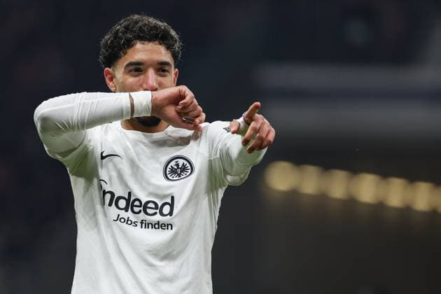 UEFA Europa League Eintracht Frankfurt SK Slavia Prague on 07 11 2024 at Deutsche Bank Park in Frankfurt Cheering, goal celebration, goal scorer, goal scorer Omar Marmoush Frankfurt 7 cheers after his goal to make it 1 - 0 MH