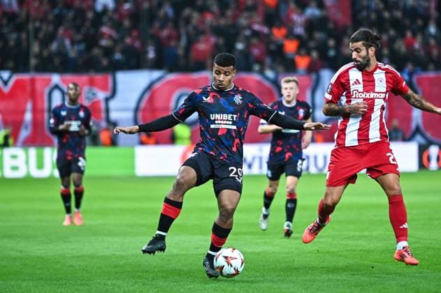 CALCIO - UEFA Europa League - Olympiacos FC vs Rangers 29 Hamza Igmane of Rangers plays during the Europa League, Matchday 4 match between Olympiacos FC and Rangers at Georgios Karaiskakis Stadium in Piraeus, Greece, on November 7, 2024. Piraeus Greece  Copyright: xIPAxSport ABACAx