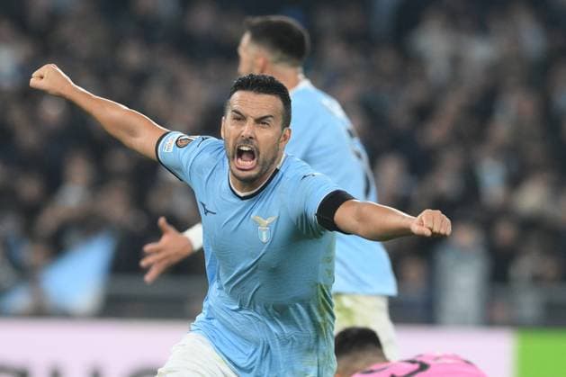 Sport Bilder des Tages CALCIO - UEFA Europa League - SS Lazio vs FC Porto Pedro of SS Lazio celebrates after scoring goal during the Uefa Europa League between SS Lazio vs FC Porto at Olympic Stadium Rome Italy  Copyright: xIPAxSport ABACAx