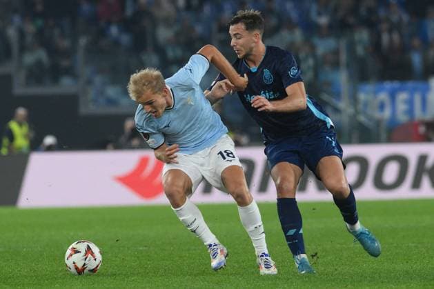 CALCIO - UEFA Europa League - SS Lazio vs FC Porto Gustav Isaksen of SS Lazio competes for the ball with Pepe of FC Porto during the Uefa Europa League between SS Lazio vs FC Porto at Olympic Stadium Rome Italy  Copyright: xIPAxSport ABACAx