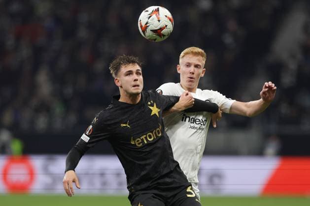 Frankfurt, 7 November 2024 UEFA Europa Legue 2024 25 Eintracht Frankfurt Slavia Praha v l , Matej Jurasek SK Slavia Praha , Hugo Larsson Eintracht Frankfurt , Zweikampf, Action, Aktion, Battles for the Ball DFL DFB REGULATIONS PROHIBIT ANY USE OF PHOTOGRAPHS as IMAGE SEQUENCES and or QUASI VIDEO Copyright: JoaquimxFerreira
