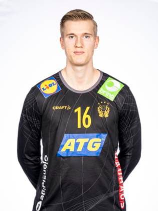 241108 Paint guard Tobias Thulin poses for a portrait during a portrait shoot with Sweden on November 8, 2024 in Linköping  Copyright: CHRISTOFFERxBORGxMATTISSON BB241108CB005