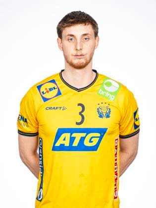 241108 Isak Persson poses for a portrait during a portrait shoot with Sweden on November 8, 2024 in Linköping  Copyright: CHRISTOFFERxBORGxMATTISSON BB241108CB024