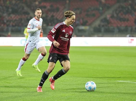 08 11 2024 Soccer Season 2024 2025 2 Soccer Bundesliga 12 Matchday 1 FC Nürnberg FCN Club 1 FC Kaiserslautern FCK Rote Roten Teufel Sportfoto Zink DaMa xdaxmax DFL regulations prohibit any use of photographs as image sequences and or quasi video only for editorial use Caspar Jander 20, 1 FC Nürnberg FCN