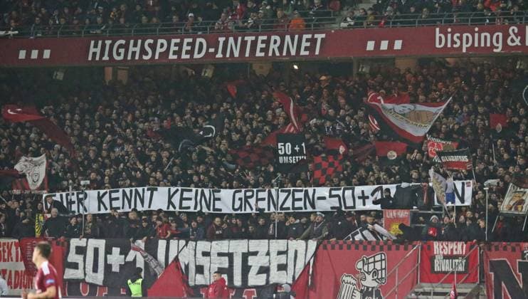 08 11 2024, xmohx, Fußball 2 Bundesliga, 1 FC Nuernberg 1 FC Kaiserslautern emspor, v l Spruchbanner Nürnberg Fans DFL DFB REGULATIONS PROHIBIT ANY USE OF PHOTOGRAPHS as IMAGE SEQUENCES and or QUASI VIDEO Nuernberg