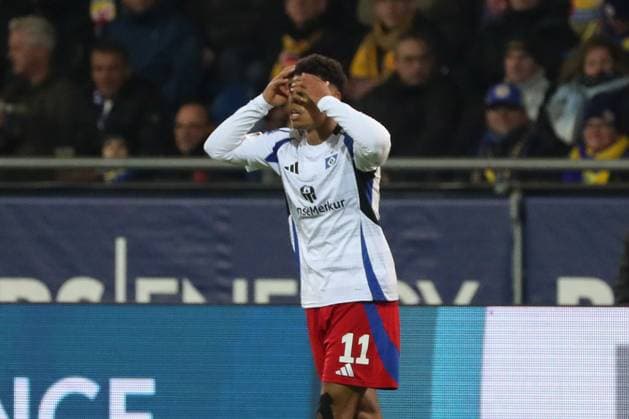 Braunschweig vs HSV, 2 BL Braunschweig, 08 11 2024, FOOTBALL Eintracht Braunschweig vs Hamburger SV, 2 BL, Season 2024 25 Ransford Konigsdorfer Hamburger SV Braunschweig