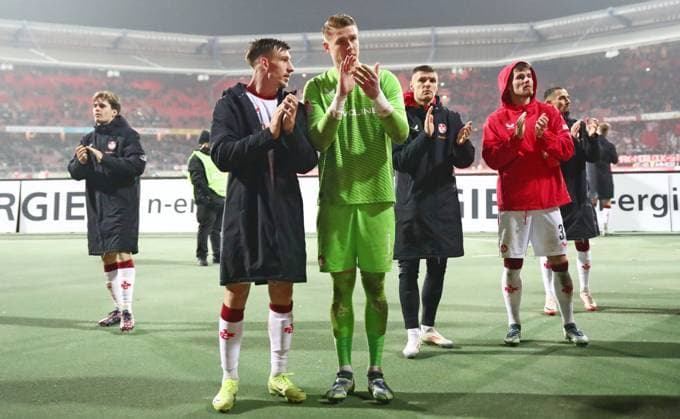 08 11 2024, xmohx, Fußball 2 Bundesliga, 1 FC Nuernberg 1 FC Kaiserslautern emspor, f l Daniel Hanslik and goalkeeper Julian Krahl Kaiserslautern DFL DFB REGULATIONS PROHIBIT ANY USE OF PHOTOGRAPHS as IMAGE SEQUENCES and or QUASI VIDEO Nuernberg