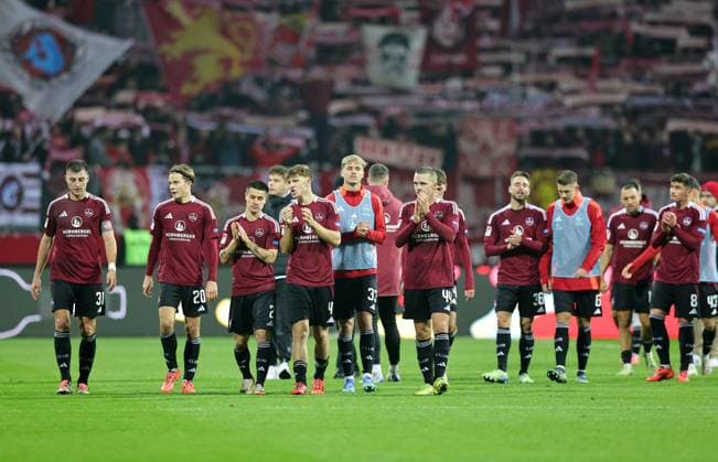08 11 2024 Soccer Season 2024 2025 2 Soccer Bundesliga 12 Matchday 1 FC Nürnberg FCN Club 1 FC Kaiserslautern FCK Rote Roten Teufel Sportfoto Zink DaMa xdaxmax DFL regulations prohibit any use of photographs as image sequences and or quasi video only for editorial use Mannschaft Team FCN Team thanks Clubfan Clubfans FCN Fans Fans after the end of the match