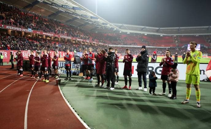 08 11 2024 Soccer Season 2024 2025 2 Soccer Bundesliga 12 Matchday 1 FC Nürnberg FCN Club 1 FC Kaiserslautern FCK Rote Roten Teufel Sportfoto Zink DaMa xdaxmax DFL regulations prohibit any use of photographs as image sequences and or quasi video only for editorial use Mannschaft Team FCN Team thanks Clubfan Clubfans FCN Fans Fans after the end of the match