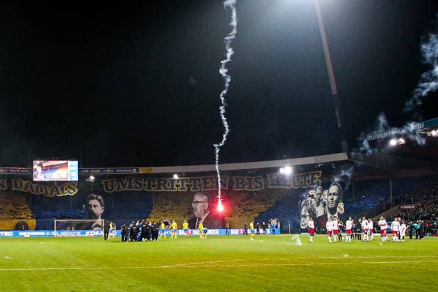 Fans of Hamburger SV shoot pyrotechnics on the pitch at the start of the match 2 Soccer Bundesliga season 2024 2025 Eintracht Braunschweig vs Hamburger SV at Eintracht Stadium in Braunschweig Action,Soccer,Man,Men,Germany,08 11 2024