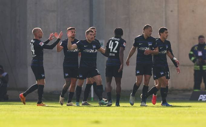 09 11 2024, xdcx, Soccer 2 Bundesliga, SV Darmstadt 98 Hertha BSC Berlin, emonline, emspor, despor, v l , Goal celebration, celebrate the goal DFL DFB REGULATIONS PROHIBIT ANY USE OF PHOTOGRAPHS AS IMAGE SEQUENCES AND OR QUASI VIDEO Copyright: HMBxMedia Claus