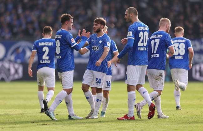 09 11 2024, xdcx, Soccer 2 Bundesliga, SV Darmstadt 98 Hertha BSC Berlin, emonline, emspor, despor, v l , Goal celebration, celebrate the goal DFL DFB REGULATIONS PROHIBIT ANY USE OF PHOTOGRAPHS AS IMAGE SEQUENCES AND OR QUASI VIDEO Copyright: HMBxMedia Claus