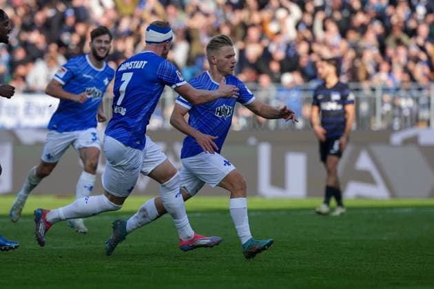 2024 11 09 xJFAx 2 Bundesliga SV Darmstadt 98 Hertha BSC v l , Isac Alexi Sivert Lidberg SV Darmstadt 98 , Andreas Müller SV Darmstadt 98 Torjubel, Goal celebration, celebrate the goal zum 3 1 DFL DFB REGULATIONS PROHIBIT ANY USE OF PHOTOGRAPHS as IMAGE SEQUENCES and or QUASI VIDEO Copyright: JoaquimxFerreira