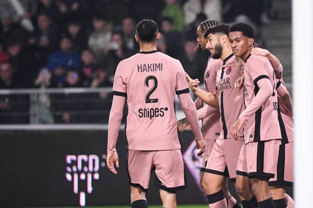 Angers SCO v Paris Saint-Germain - Ligue 1 MCDonald s 2024 2025 11 Marco ASENSIO (psg) - 24 Senny MAYULU (psg) during the Ligue 1 MCDonald s match between Angers and Paris at Stade Jean Bouin on November 9, 2024 in Angers, France. Angers France  Copyright: xFEPx 776235264